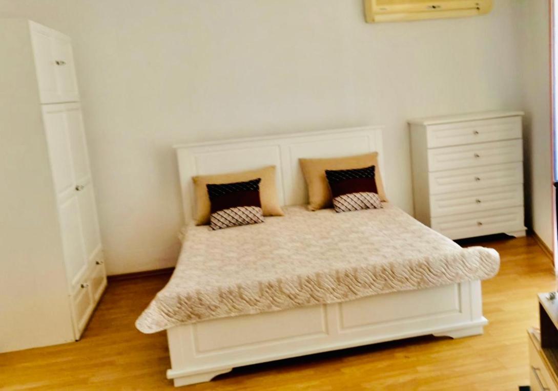 Aпартаменти Мини В Бей Вю Aparthotel Tsarevo Esterno foto
